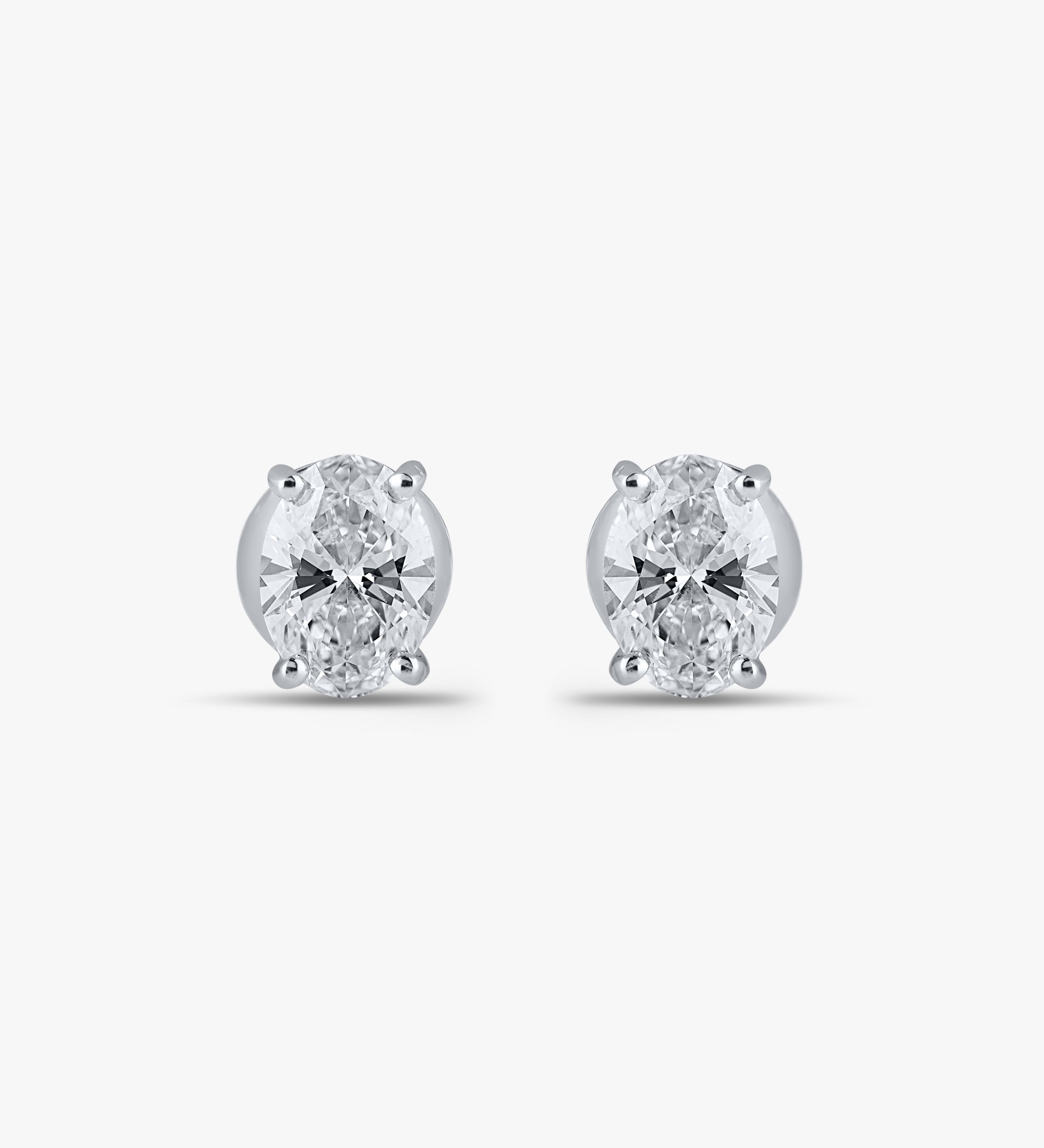 2.2 TCW Oval Diamond Studs