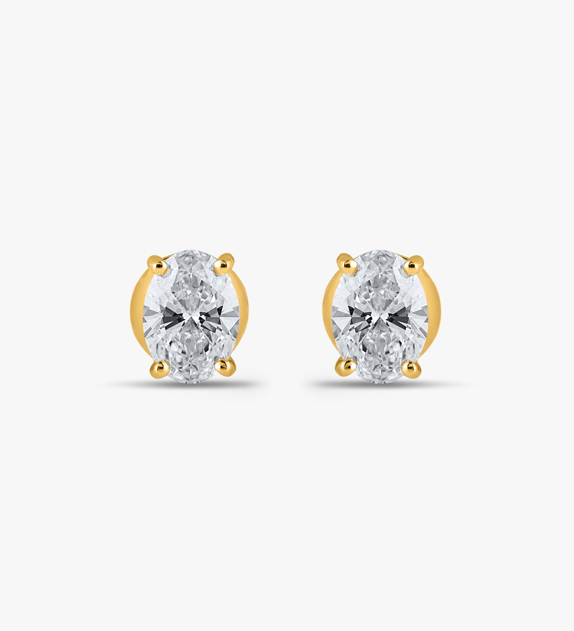 2.2 TCW Oval Diamond Studs